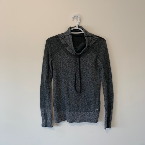 Under Armour Long Sleeve - Picture 1 of 3